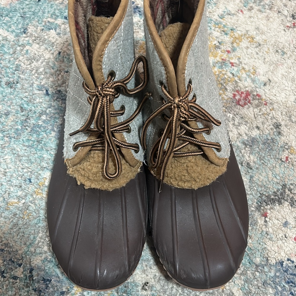 Stylish Brown and Tan Women's Boots